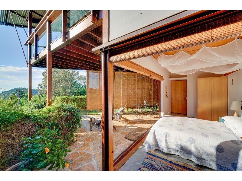 18 Beauty Drive, Whale Beach NSW 2107