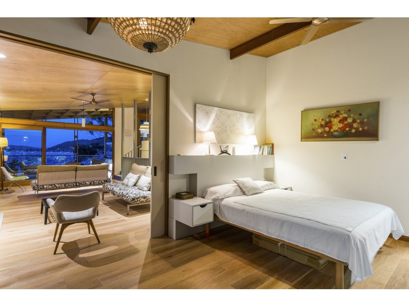 121 George Street, Avalon Beach NSW 2107