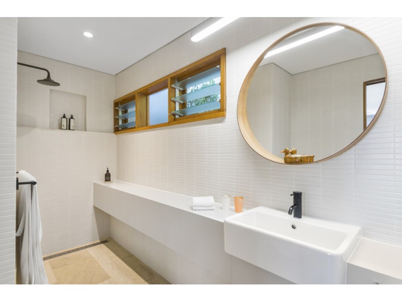 121 George Street, Avalon Beach NSW 2107