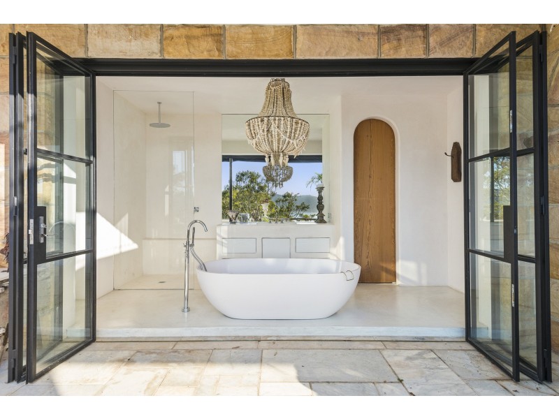 136 Pacific Road, Palm Beach NSW 2108