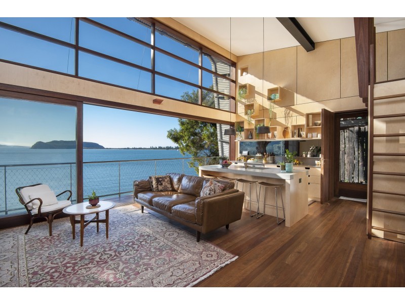 18 Ross Smith Parade, Great Mackerel Beach NSW 2108