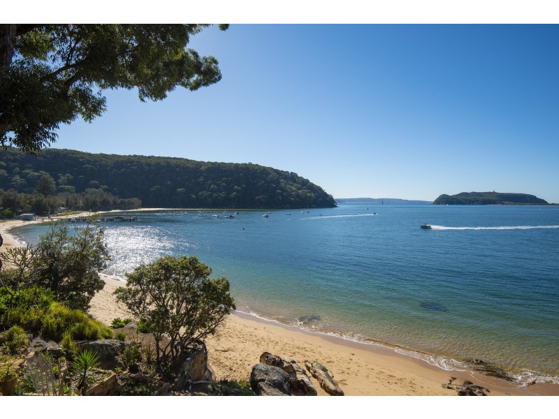 18 Ross Smith Parade, Great Mackerel Beach NSW 2108