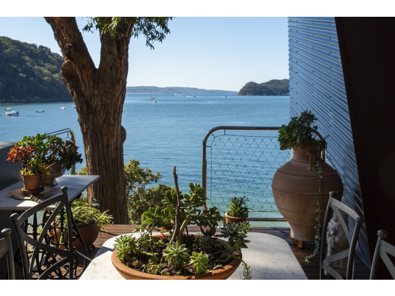 18 Ross Smith Parade, Great Mackerel Beach NSW 2108