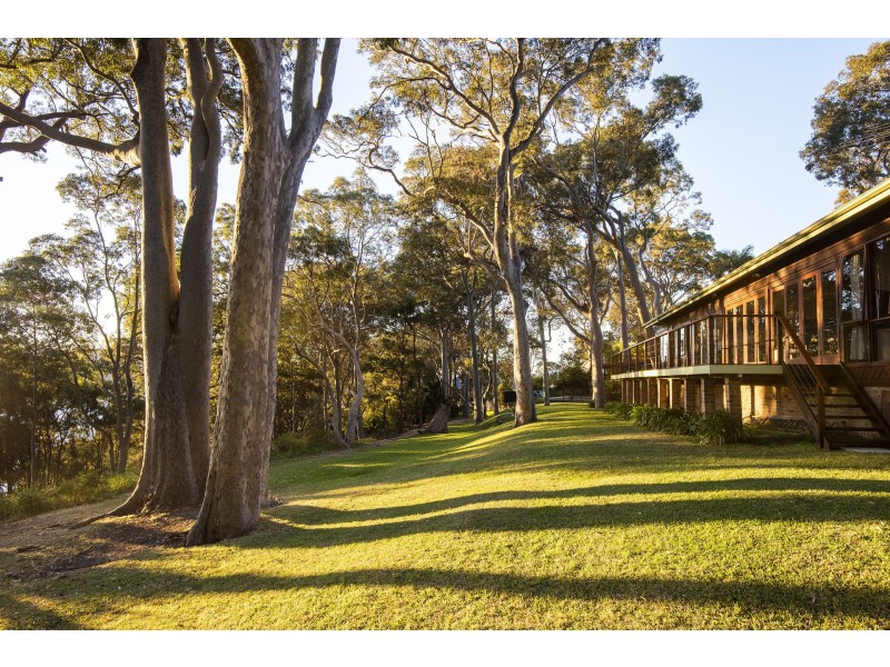 126B Pacific Road, Palm Beach NSW 2108