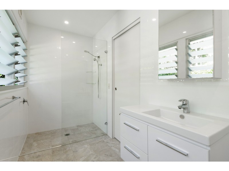 869 Barrenjoey Road, Palm Beach NSW 2108