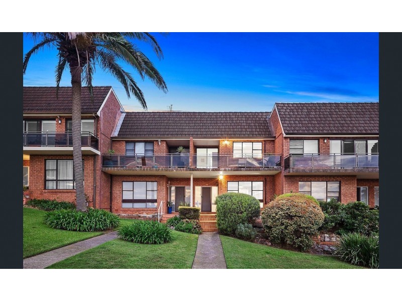 4/44-46 Golf Avenue, Mona Vale NSW 2103