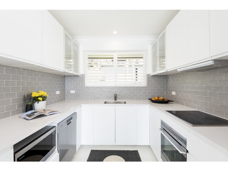 168a Barrenjoey Road, Newport NSW 2106