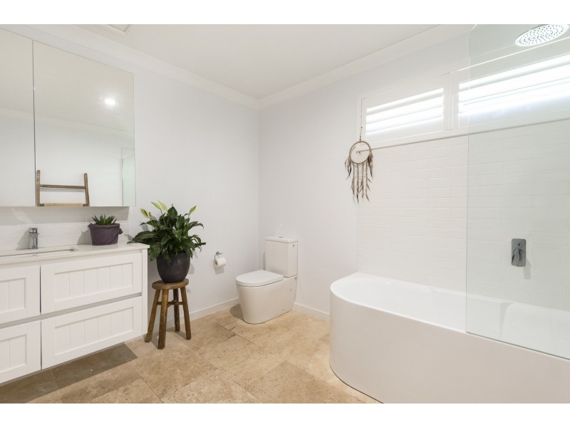 168a Barrenjoey Road, Newport NSW 2106