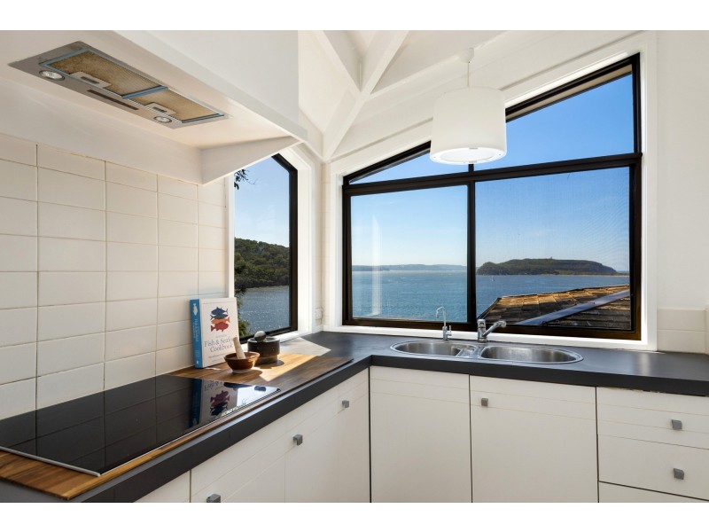30 Ross Smith Parade, Great Mackerel Beach NSW 2108