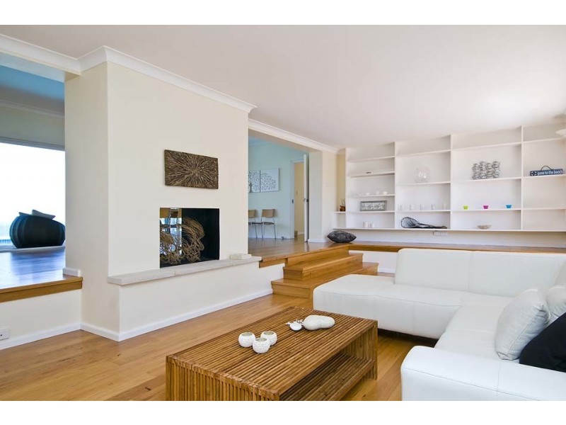 6C Surf Road, Whale Beach NSW 2107
