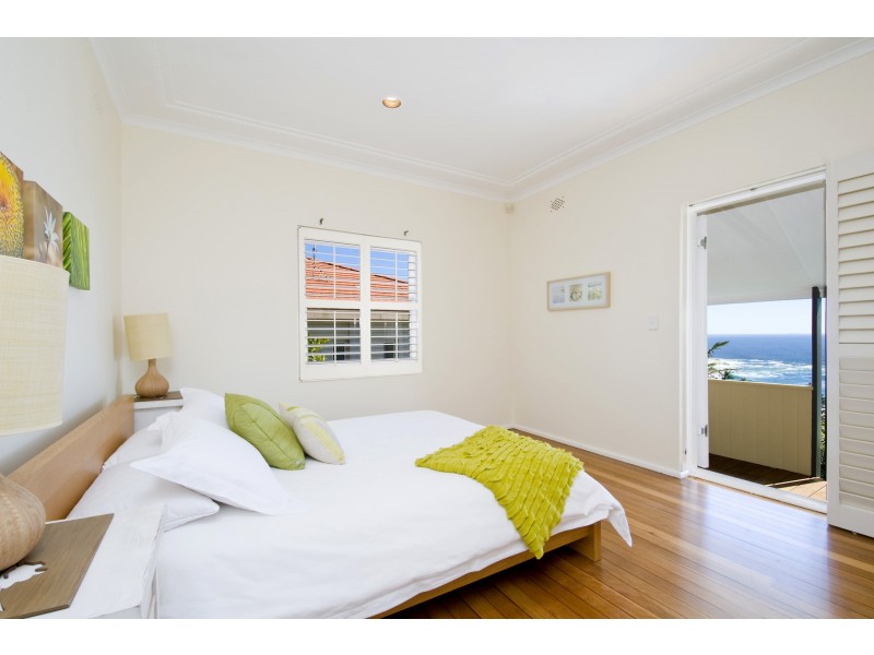 6C Surf Road, Whale Beach NSW 2107