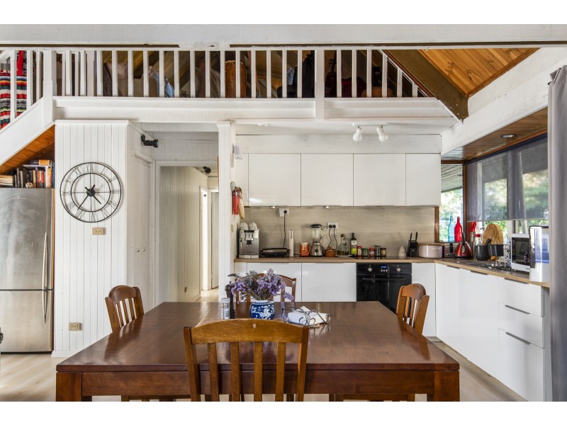 38 Monash Avenue, Great Mackerel Beach NSW 2108