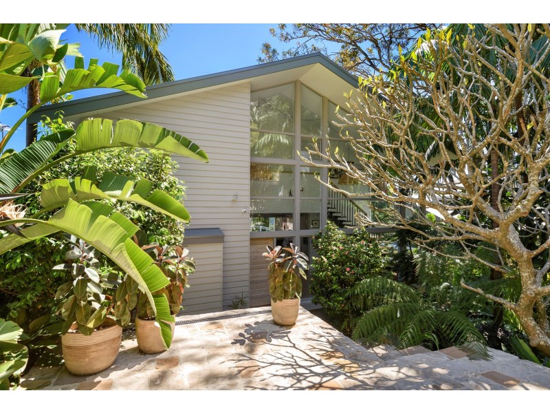 909 Barrenjoey Road, Palm Beach NSW 2108