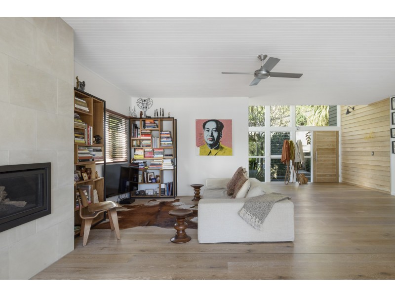 909 Barrenjoey Road, Palm Beach NSW 2108