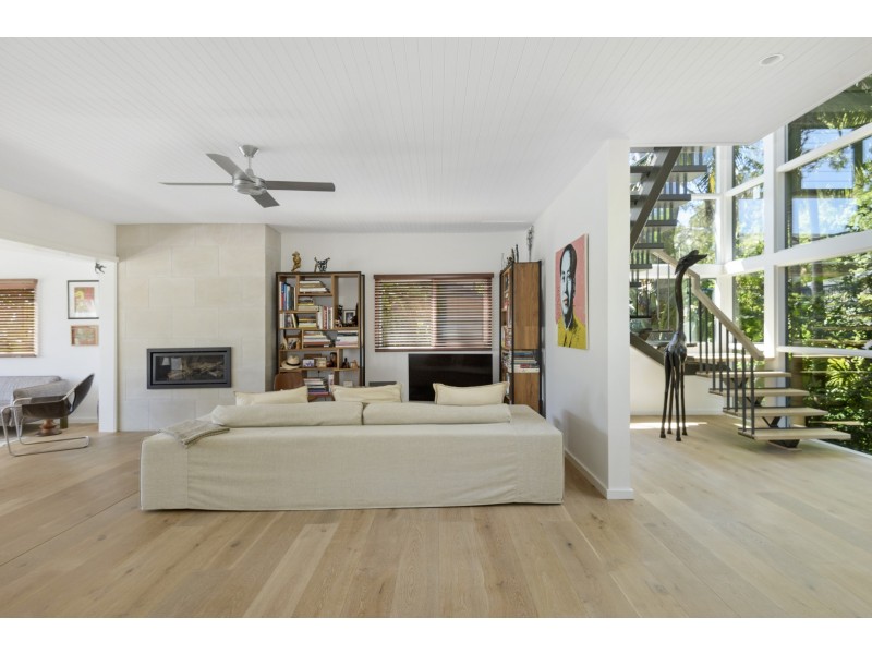 909 Barrenjoey Road, Palm Beach NSW 2108