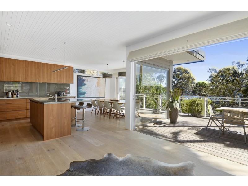 909 Barrenjoey Road, Palm Beach NSW 2108