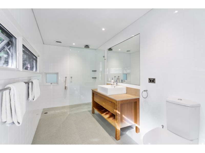 44 Ruskin Rowe, Avalon Beach NSW 2107