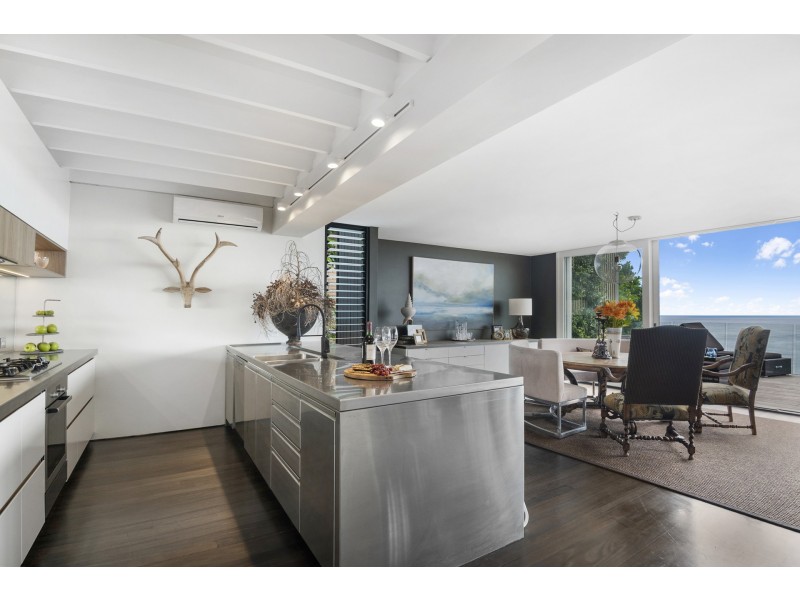 11 Pacific Road, Palm Beach NSW 2108