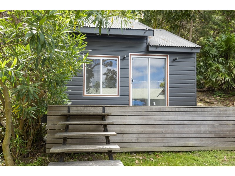 13 Diggers Crescent, Great Mackerel Beach NSW 2108