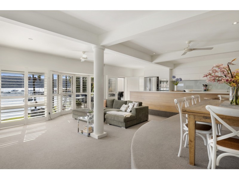 83 Paradise Avenue, Avalon Beach NSW 2107
