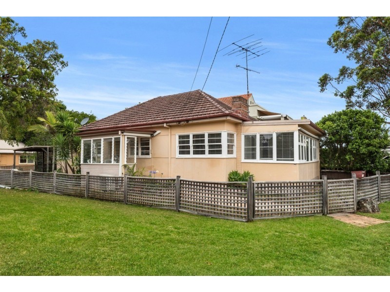 13 Iluka Road, Palm Beach NSW 2108