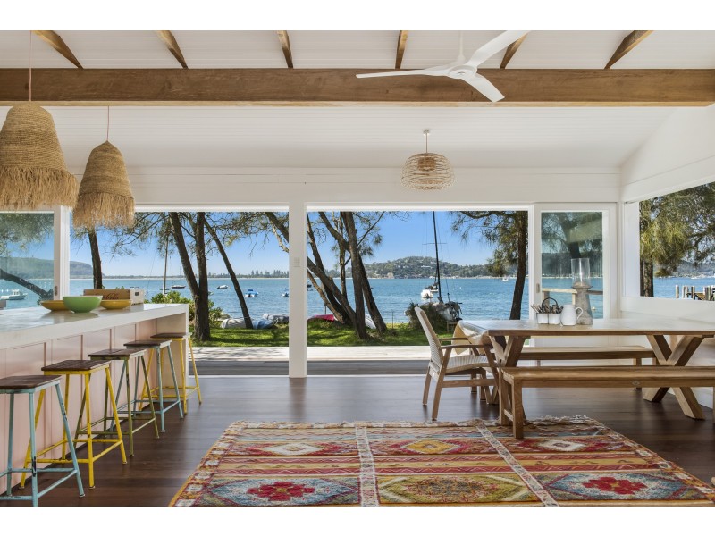 6 Ross Smith Parade, Great Mackerel Beach NSW 2108