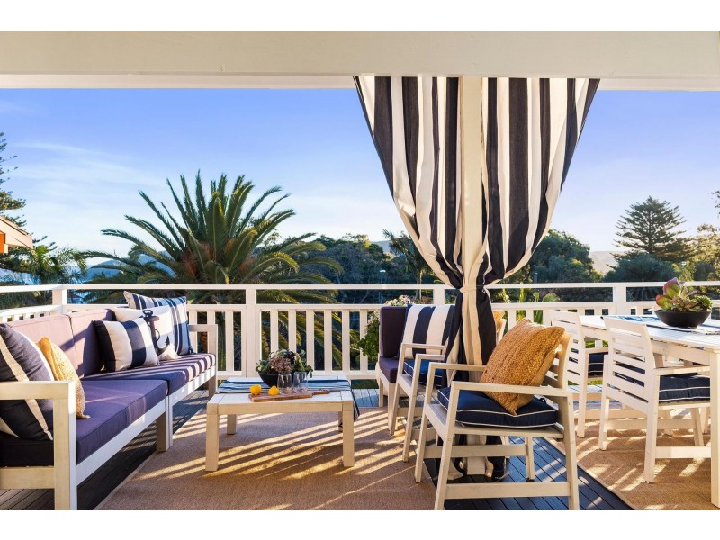 1042 Barrenjoey Road, Palm Beach NSW 2108