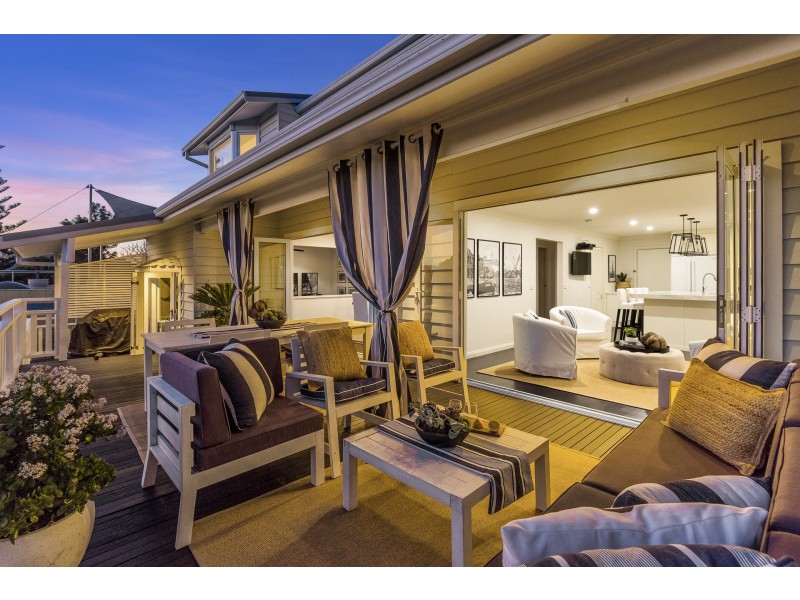 1042 Barrenjoey Road, Palm Beach NSW 2108