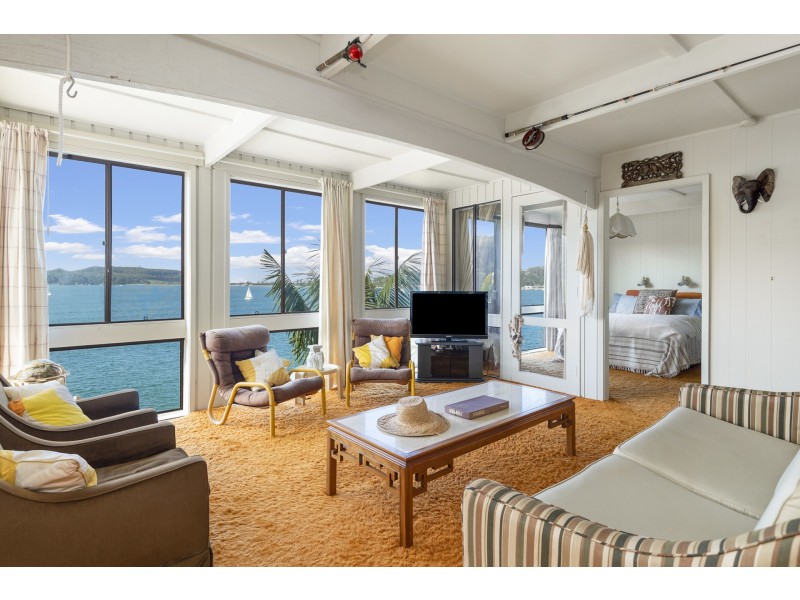 27 Ross Smith Parade, Great Mackerel Beach NSW 2108