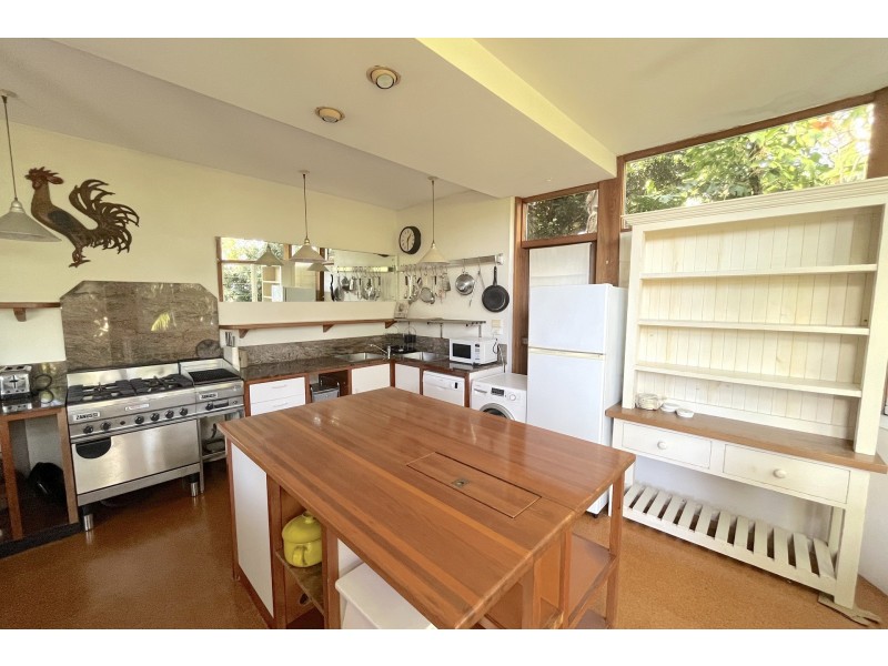 Lower/1014 Barrenjoey Road, Palm Beach NSW 2108