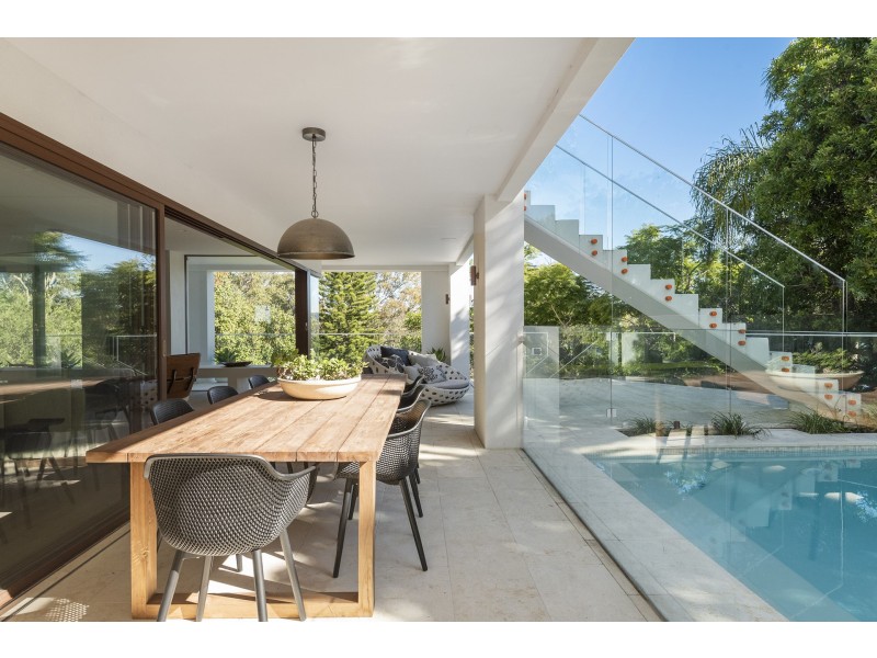 6B Surf Road, Whale Beach NSW 2107