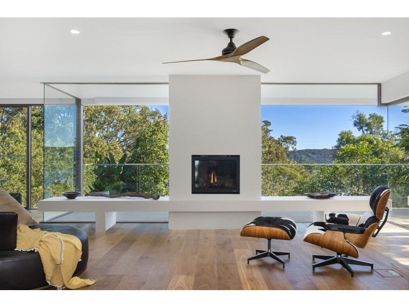 6B Surf Road, Whale Beach NSW 2107