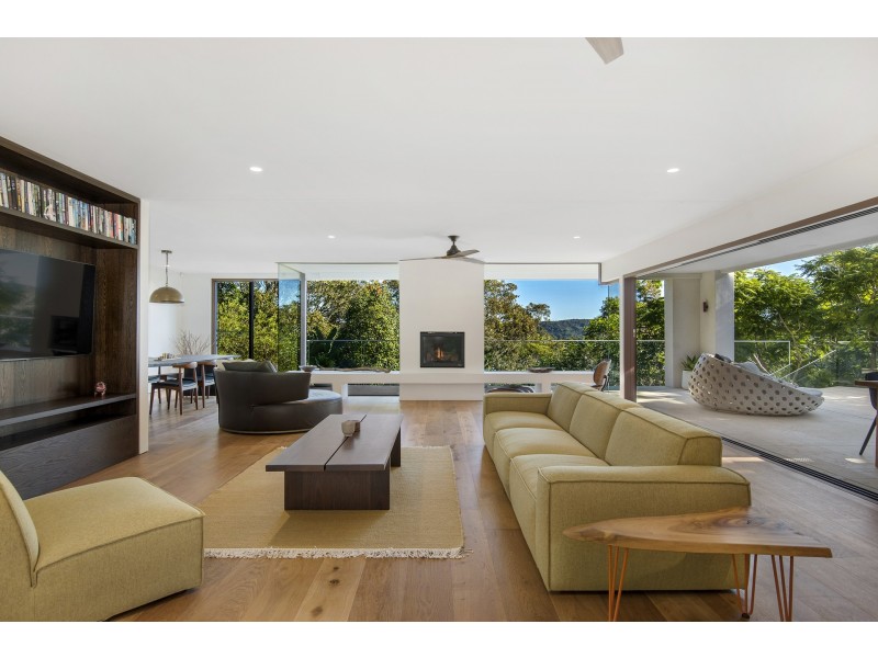 6B Surf Road, Whale Beach NSW 2107