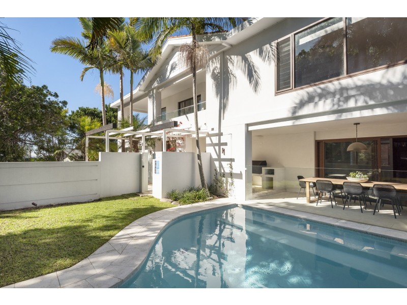 6B Surf Road, Whale Beach NSW 2107