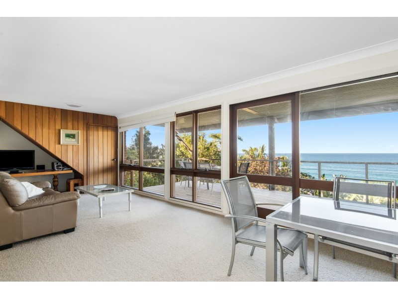 Lower/10 Surf Road, Whale Beach NSW 2107