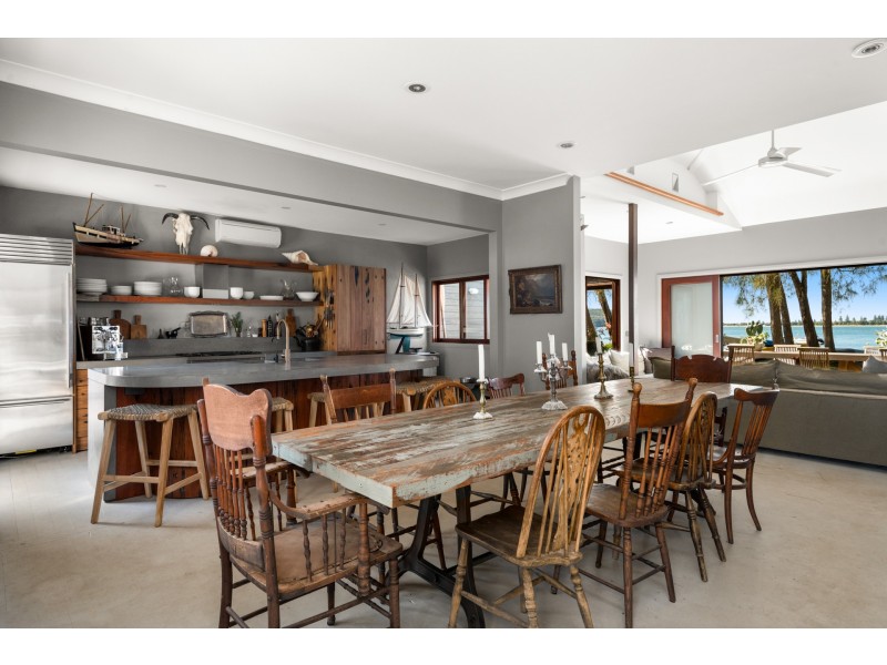 7 Ross Smith Parade, Great Mackerel Beach NSW 2108