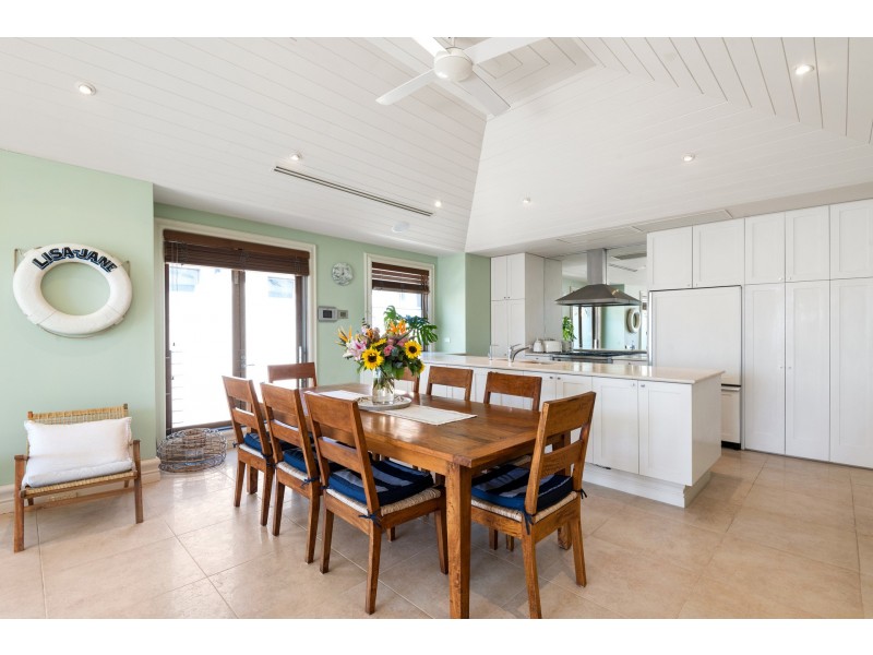 Villa 4/24-26 Ocean Road, Palm Beach NSW 2108