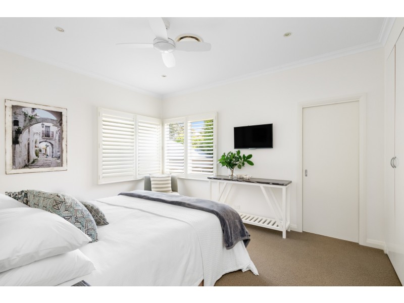 10 Bareena Road, Avalon Beach NSW 2107