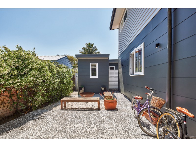 1 Namona Street, North Narrabeen NSW 2101