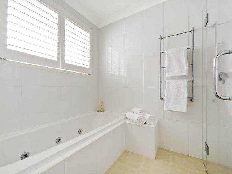 68 Surfview Road, Mona Vale NSW 2103