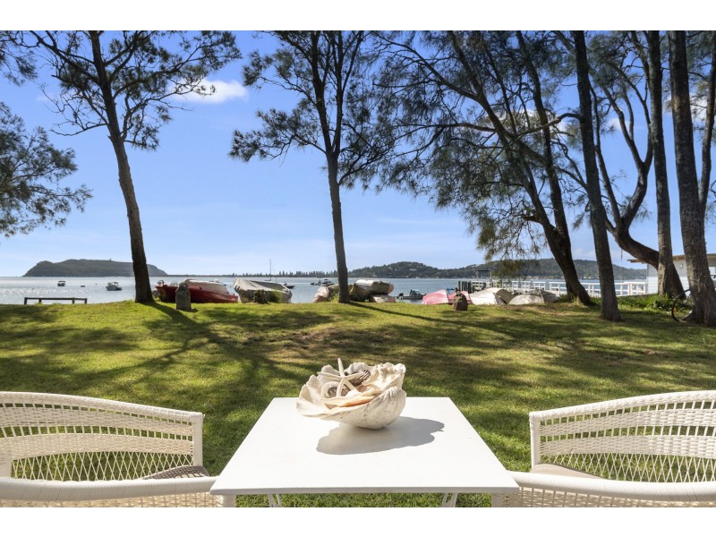 8 Ross Smith Parade, Great Mackerel Beach NSW 2108