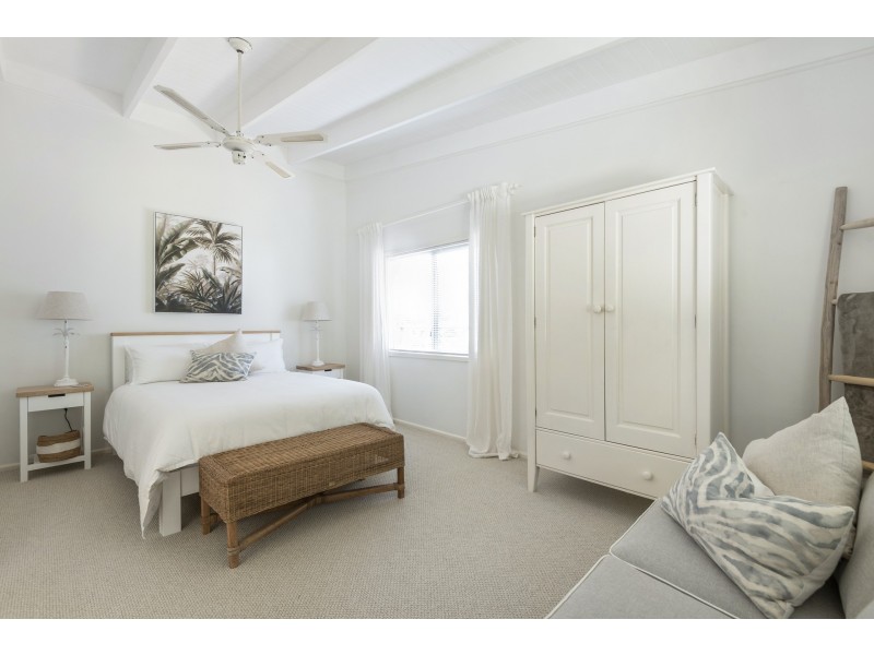 8 Ross Smith Parade, Great Mackerel Beach NSW 2108