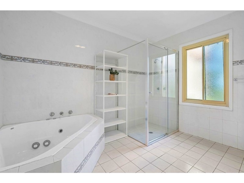 2E Surf Road, Palm Beach NSW 2108