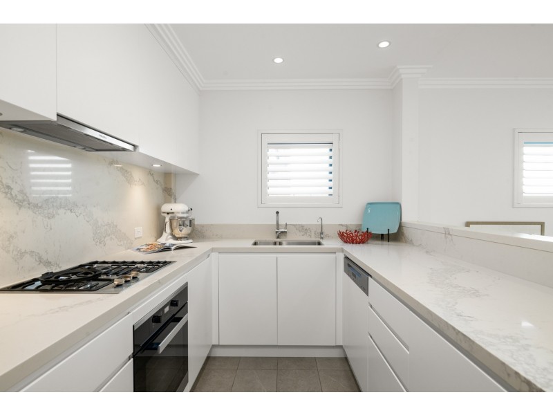 11 Iluka Road, Palm Beach NSW 2108