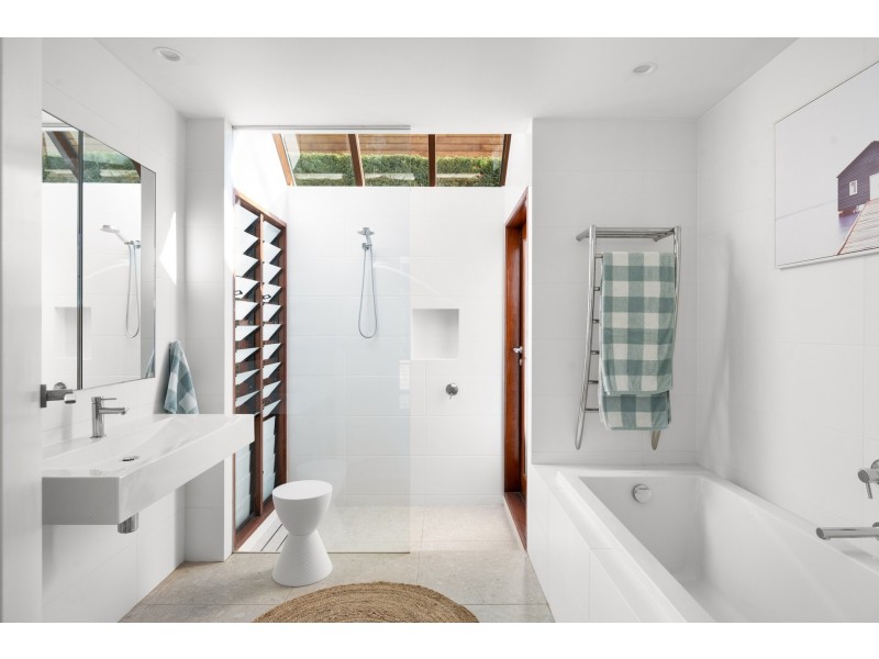 10 Delecta Avenue, Clareville NSW 2107