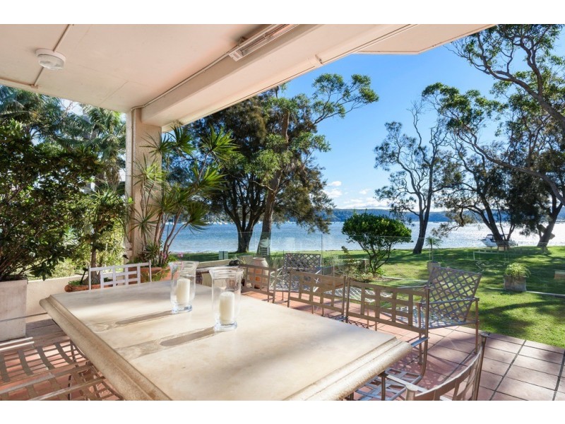 2 Currawong Avenue, Palm Beach NSW 2108