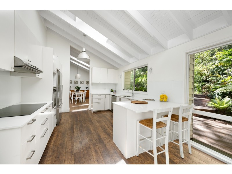 8 Crane Lodge Place, Palm Beach NSW 2108