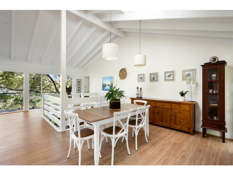 8 Crane Lodge Place, Palm Beach NSW 2108