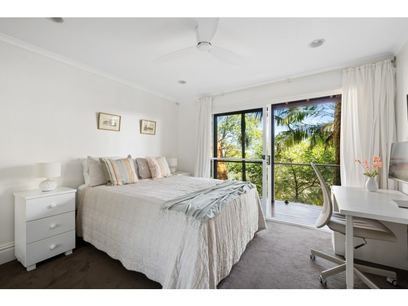 8 Crane Lodge Place, Palm Beach NSW 2108