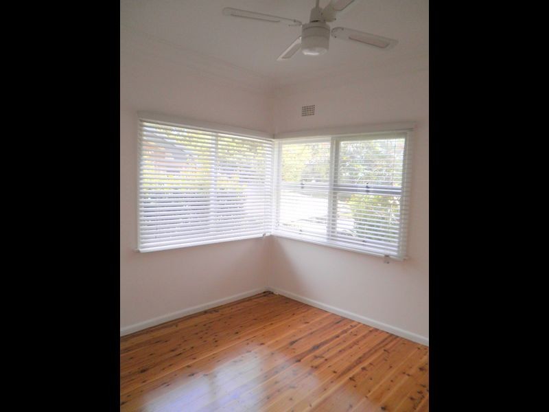 17 Bareena Road, Avalon NSW 2107